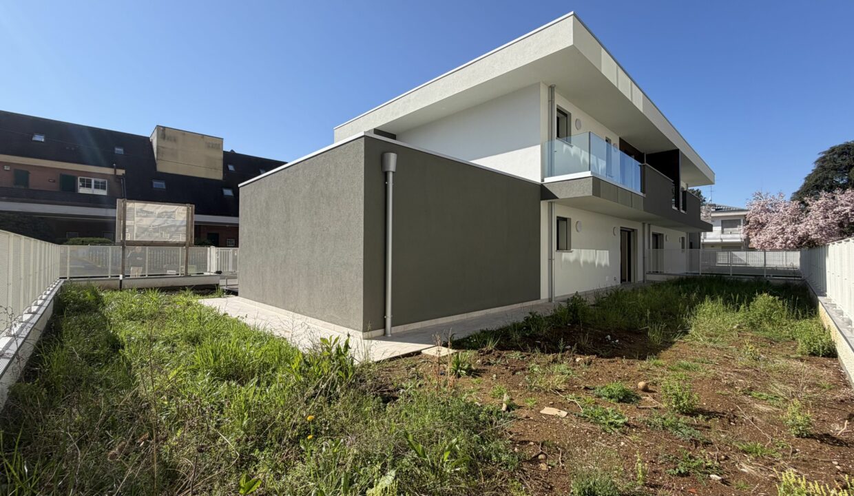 SARONNO VILLE BIFAMILIARI DI NUOVA COSTRUZIONE