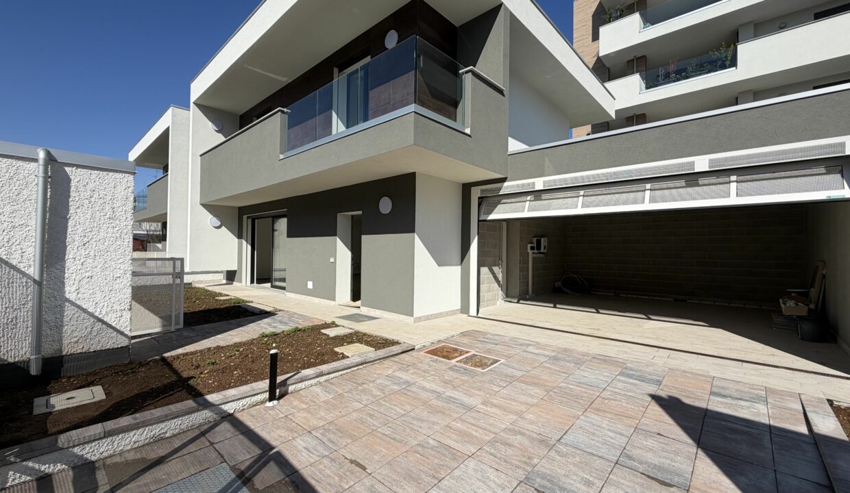 SARONNO VILLE BIFAMILIARI DI NUOVA COSTRUZIONE