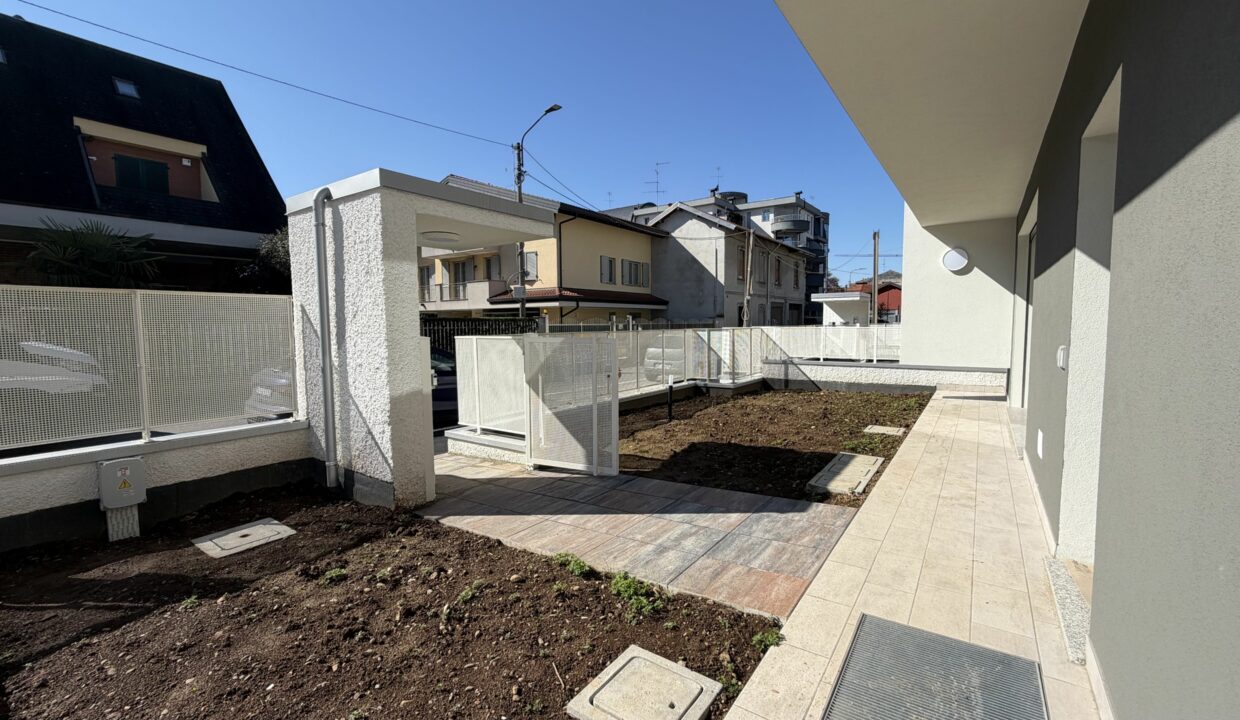 SARONNO VILLE BIFAMILIARI DI NUOVA COSTRUZIONE