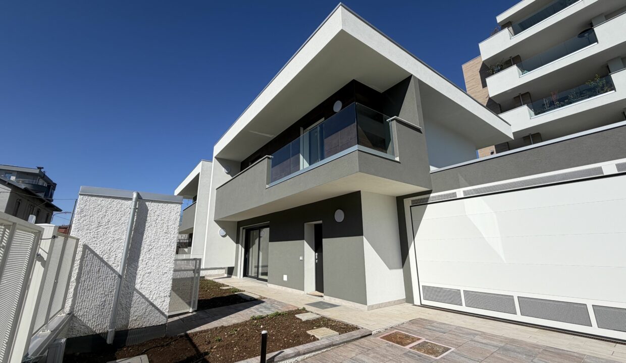 SARONNO VILLE BIFAMILIARI DI NUOVA COSTRUZIONE