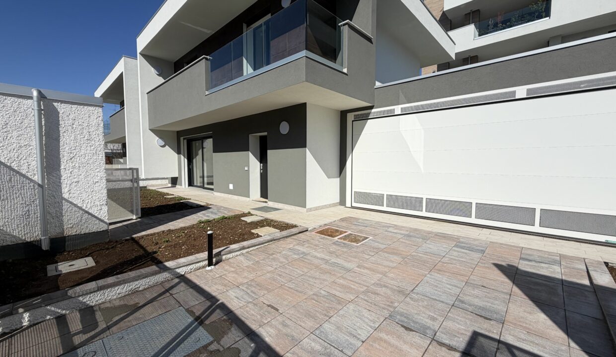 SARONNO VILLE BIFAMILIARI DI NUOVA COSTRUZIONE