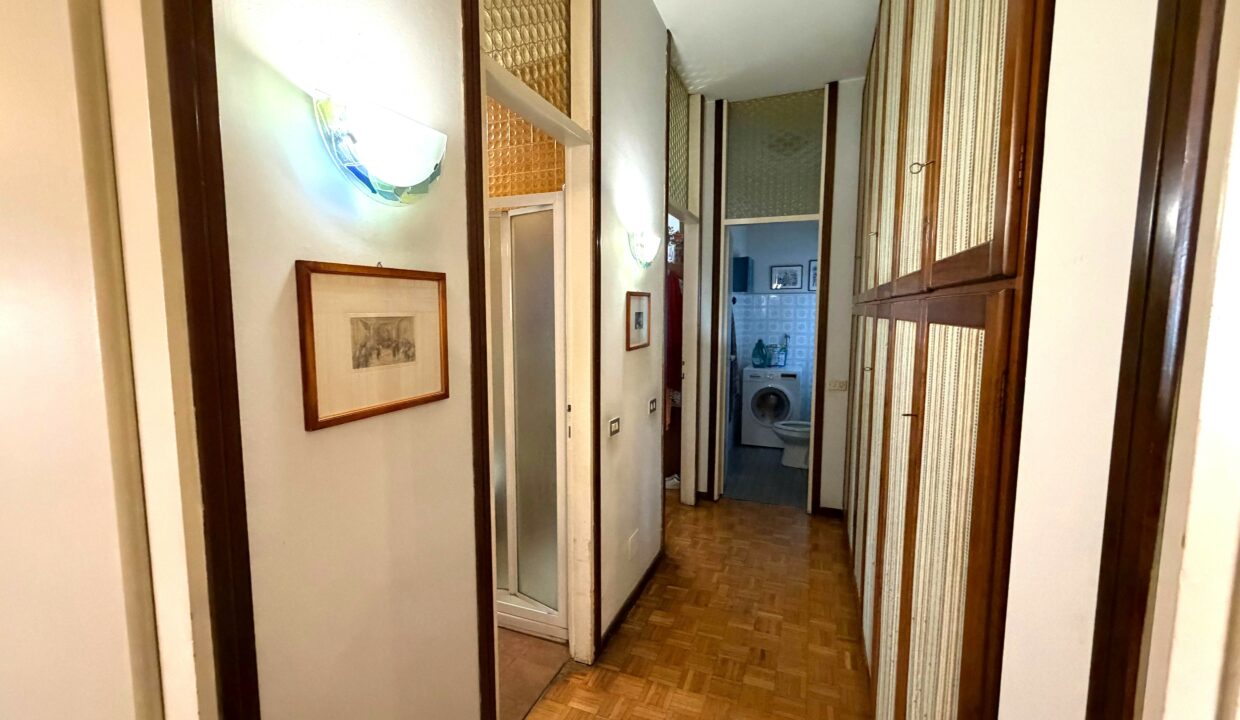 3e2513ef-2a22-4bd9-9772-c292483b4ef1